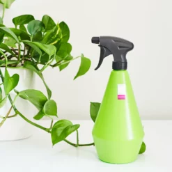 Crescent Garden Tools & Accessories Spray Bottle